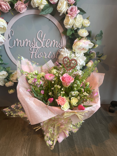 Always there - These beautiful flowers in soft shades are seasonal flowers chosen by the florist and presented in lovely gift wrap. Always there - These beautiful flowers in soft shades are seasonal flowers chosen by the florist and presented in lovely gift wrap.