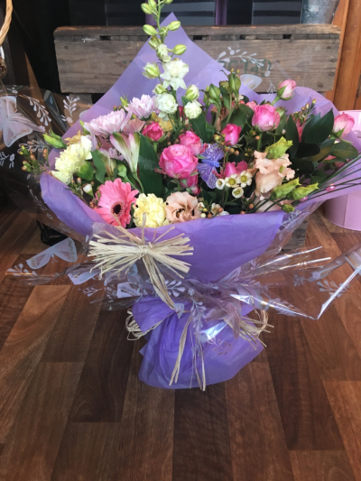 Emms Stems Choice Bouquet - Beautiful mix of lovely flowers chosen by Emms Stems and finished in a lovely luxury Gift Wrap. Emms Stems Choice Bouquet - Beautiful mix of lovely flowers chosen by Emms Stems and finished in a lovely luxury Gift Wrap.