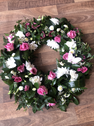 Pink & White Wreath - Classic Pink & White textured Wreath Pink & White Wreath - Classic Pink & White textured Wreath