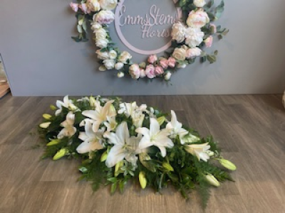 White Lily Casket Spray - Beautiful Lily Casket Spray
Standard- 3ft
Medium- 4ft
Large -5ft White Lily Casket Spray - Beautiful Lily Casket Spray
Standard- 3ft
Medium- 4ft
Large -5ft