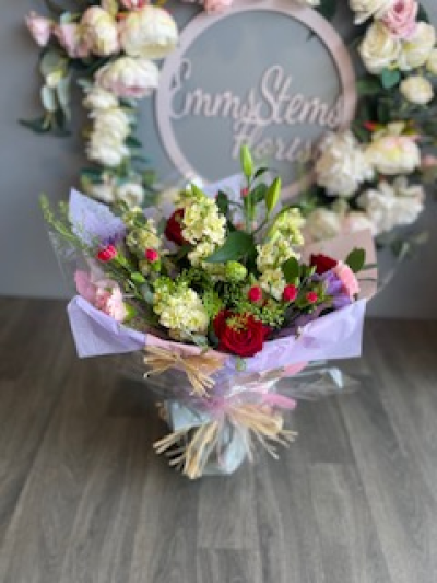 Scented - Seasonal Scented Bouquet full of a mix of colours. Scented - Seasonal Scented Bouquet full of a mix of colours.